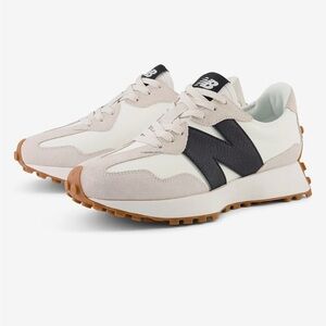 New Balance Women’s 327 - Moonbeam/Black - Size 9.5